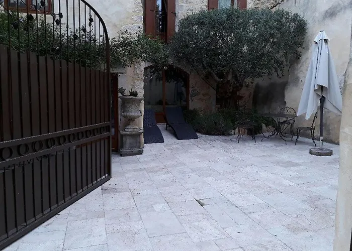 Clos De Raveyron